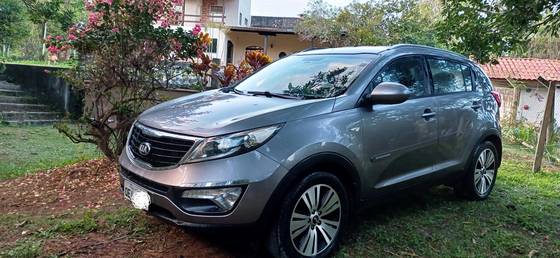 KIA SPORTAGE 2.0 LX 4X2 16V FLEX 4P AUTOMÁTICO KIA SPORTAGE 2.0 LX 4X2 16V FLEX 4P AUTOMÁTICO